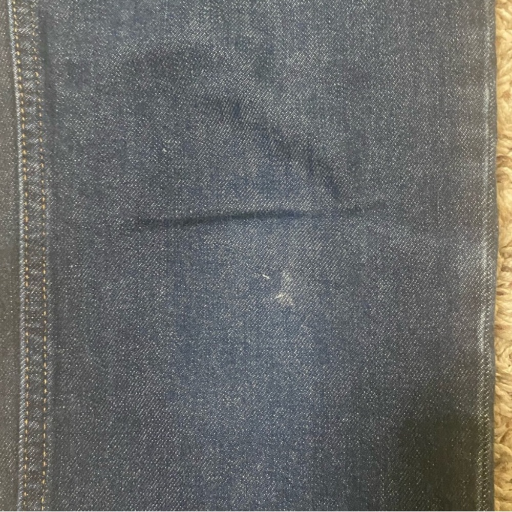 Light and Dark Wash Slim Cut Everlane Jeans Bundle, Size 32 - Picture 4 of 11